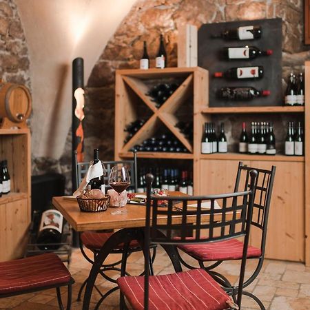 Hotel Mandelhof Appiano Sulla Strada Del Vino Esterno foto